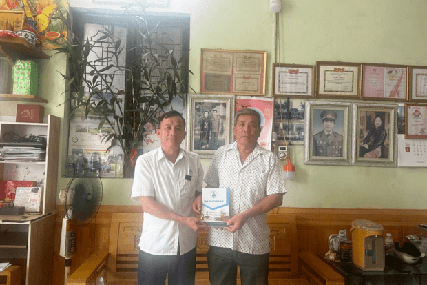 TRUNG TÂM Y TẾ ĐẶC KHU CÔ TÔ THĂM, TẶNG QUÀ THÂN NHÂN THƯƠNG, BỆNH BINH, GIA ĐÌNH CÓ CÔNG VỚI CÁCH MẠNG NHÂN KỶ NIỆM 78 NĂM NGÀY THƯƠNG BINH - LIỆT SỸ (27/7/1947 – 27/7/2025)